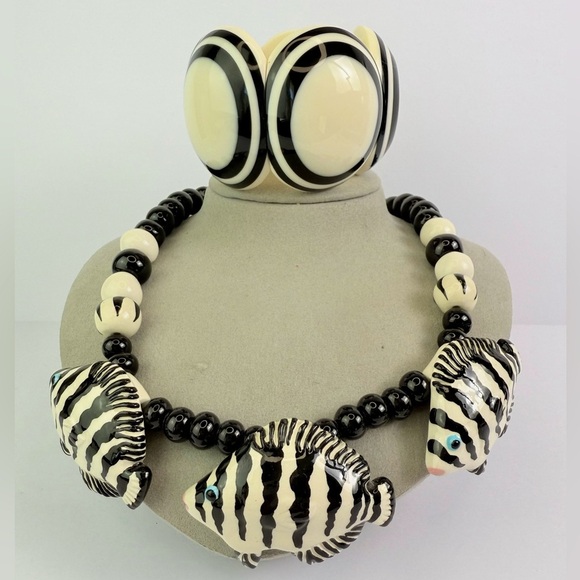 Flying Colors ceramic fish necklace paired- french vtg Marion Godard bracelet - Picture 1 of 10